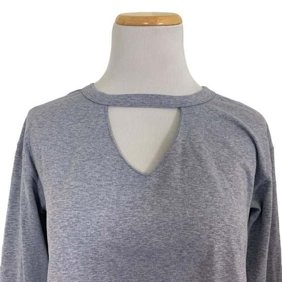 Gymshark Long Sleeve front Cut Out Crop Top Size Small Heather Gray - Picture 4 of 15